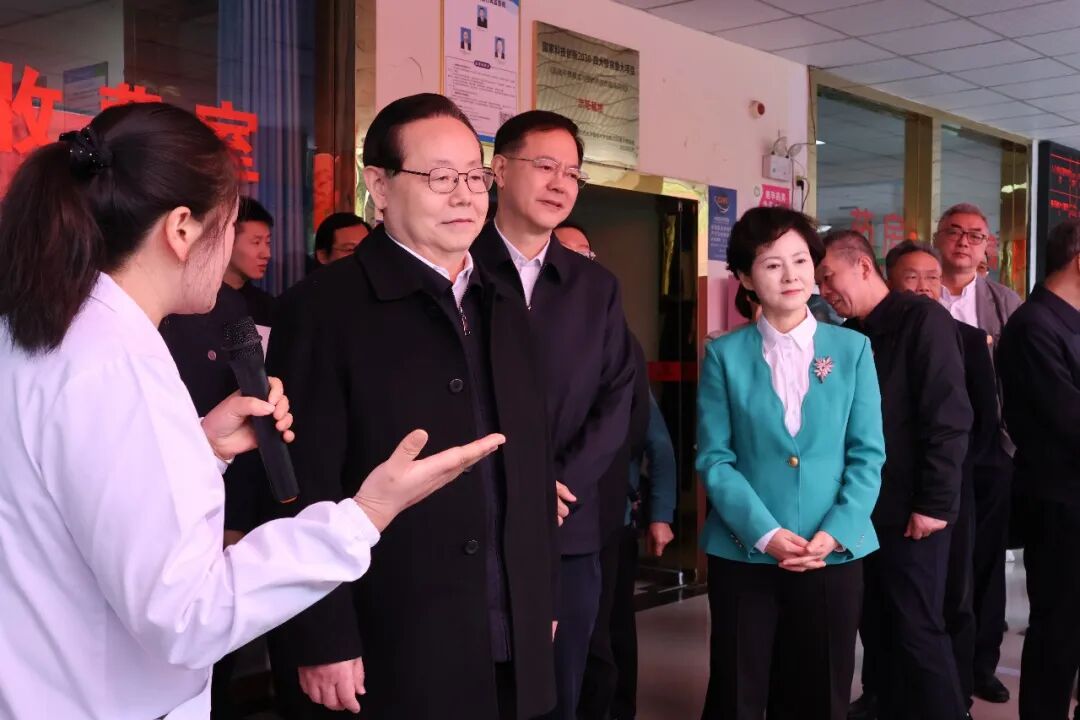 率队调研.jpg